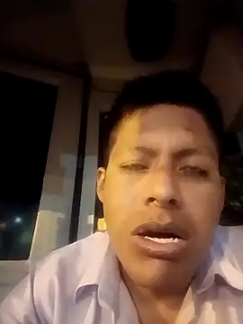 Snapshot of alexchir4 chatting on November 1, 2025, 11:29 pm alexchir4 online show from November 1, 2025, 11:29 pm