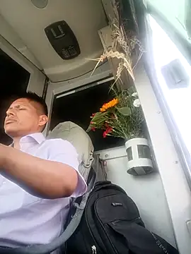 Snapshot of alexchir4 chatting on November 8, 2025, 5:45 pm alexchir4 online show from November 8, 2025, 5:45 pm