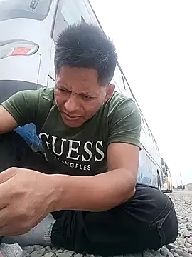 Snapshot of alexchir4 chatting on November 14, 2025, 4:17 pm alexchir4 online show from November 14, 2025, 4:17 pm