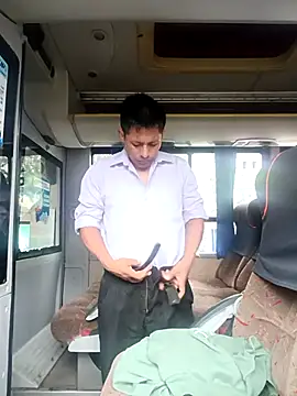 Snapshot of alexchir4 chatting on November 20, 2025, 12:27 pm alexchir4 online show from November 20, 2025, 12:27 pm