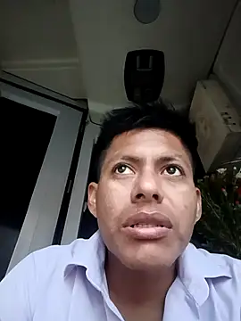 Snapshot of alexchir4 chatting on December 16, 2025, 10:42 am alexchir4 online show from December 16, 2025, 10:42 am