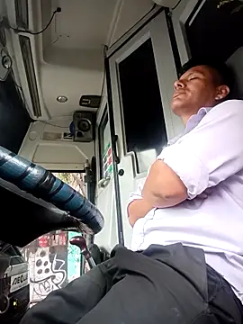 Snapshot of alexchir4 chatting on February 11, 2026, 12:43 pm alexchir4 online show from February 11, 2026, 12:43 pm