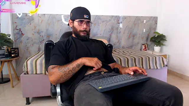 hanz col online show from April 15, 2026, 2:24 pm