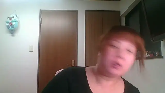 Snapshot of SAKU-RA-chan chatting on May 8, 2026, 12:32 pm SAKU-RA-chan online show from May 8, 2026, 12:32 pm