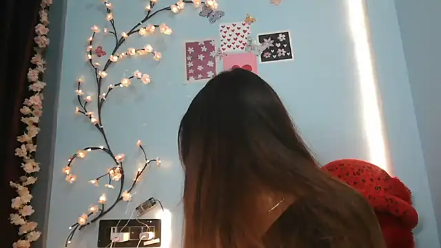 Reena Singh53 online show from January 13, 2026, 2:55 pm