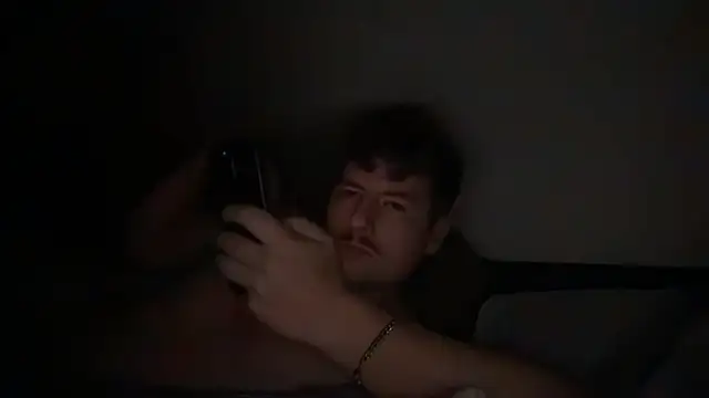 BigSammy1995 online show from February 25, 2025, 3:42 am