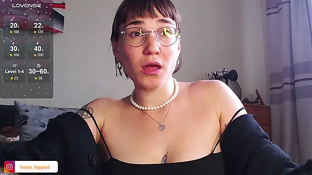 FoxRineHelen online show from September 11, 2025, 4:07 pm