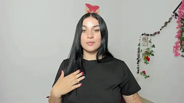 Emic  online show from October 16, 2025, 1:06 am