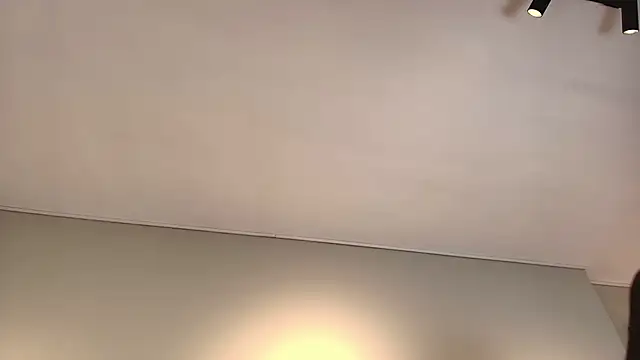 Isis Osman online show from March 19, 2026, 7:40 pm