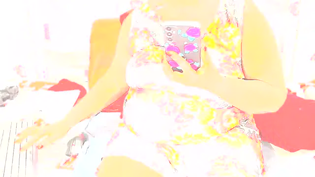 Honeybumsx32 online show from February 19, 2026, 9:16 am