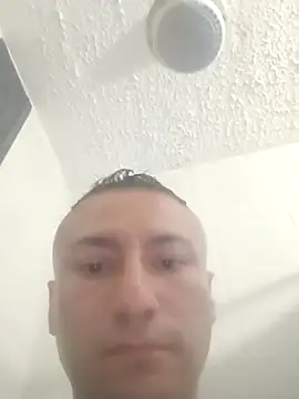 Snapshot of tesla37893 chatting on November 20, 2025, 10:42 pm tesla37893 online show from November 20, 2025, 10:42 pm