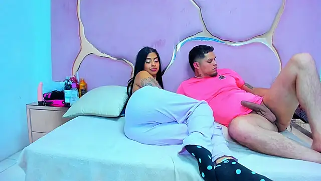 MelissaAndZeuss online show from December 23, 2024, 6:44 am