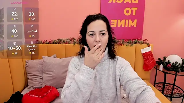 Linda Insatiable online show from December 4, 2025, 1:48 am