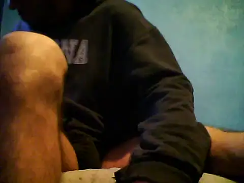 Snapshot of Vago745 chatting on December 10, 2024, 9:00 pm Vago745 online show from December 10, 2024, 9:00 pm