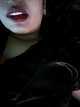 Miss-Siyaa online show from December 8, 2024, 2:09 pm