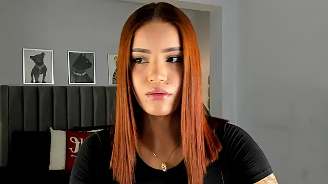 Madie  collins online show from December 16, 2025, 11:37 am