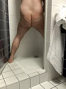 Snapshot of OdinWolf1990 chatting on November 28, 2025, 6:27 am OdinWolf1990 online show from November 28, 2025, 6:27 am