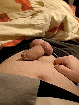 Snapshot of OdinWolf1990 chatting on December 23, 2025, 5:16 am OdinWolf1990 online show from December 23, 2025, 5:16 am