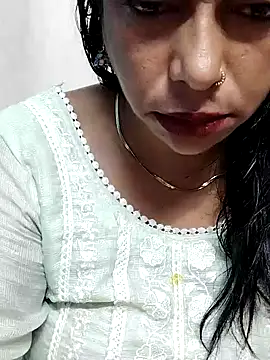 Urmila bhabhii online show from October 23, 2025, 3:50 am