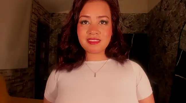 Estrella05  online show from February 27, 2025, 3:25 am