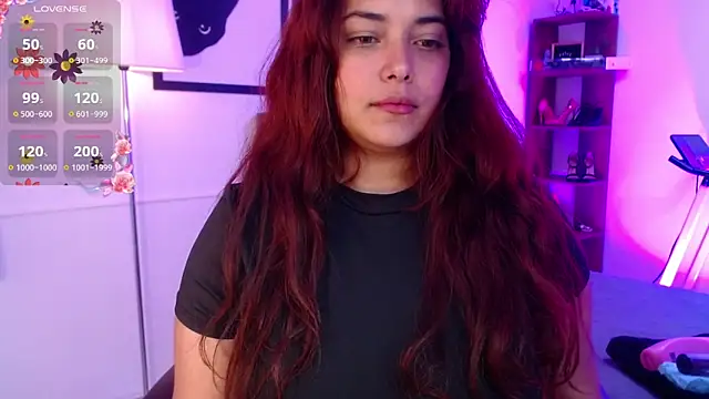 VictoriaMontero30000 online show from March 17, 2025, 9:55 am