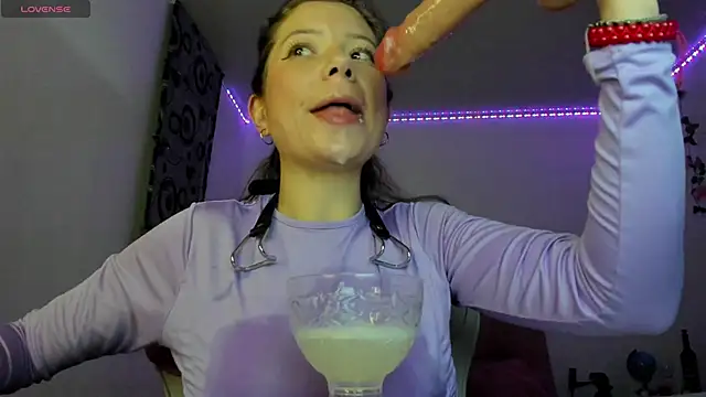 Snapshot of Susana_garcia_ chatting on March 23, 2025, 2:04 am Susana garcia  online show from March 23, 2025, 2:04 am