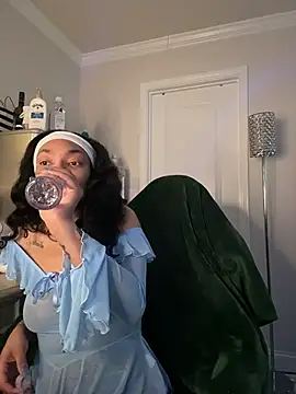 butterflybootyy online show from March 3, 2026, 1:17 pm