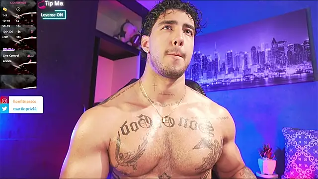 JACOB MARTINS online show from September 14, 2025, 9:47 pm