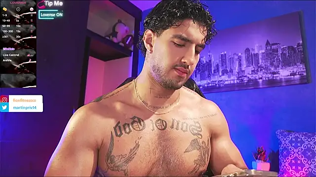 JACOB MARTINS online show from September 15, 2025, 11:16 pm