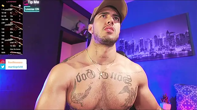 JACOB MARTINS online show from September 21, 2025, 7:15 pm