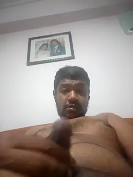 Snapshot of RoyPapafarid chatting on March 20, 2025, 1:59 pm RoyPapafarid online show from March 20, 2025, 1:59 pm