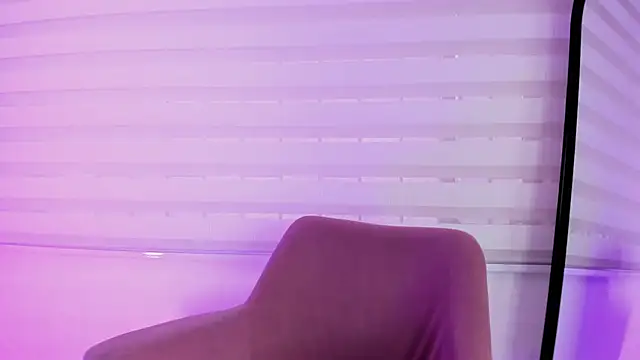 Snapshot of ariana_rosse__ chatting on January 13, 2025, 7:31 pm ariana rosse   online show from January 13, 2025, 7:31 pm