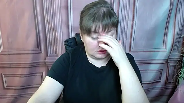 ZannaDreil online show from September 20, 2025, 6:20 pm