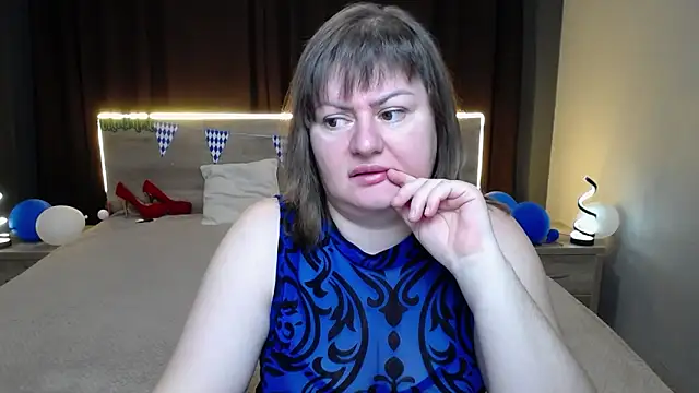 ZannaDreil online show from September 30, 2025, 6:24 pm