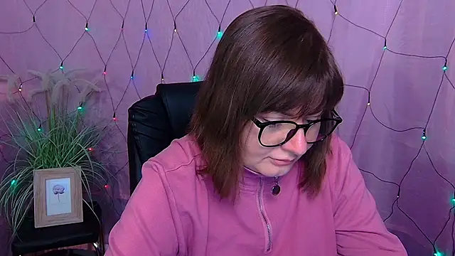 Snapshot of ZannaDreil chatting on February 2, 2026, 7:12 pm ZannaDreil online show from February 2, 2026, 7:12 pm