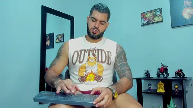 SamirHazard97 online show from January 3, 2025, 7:39 pm