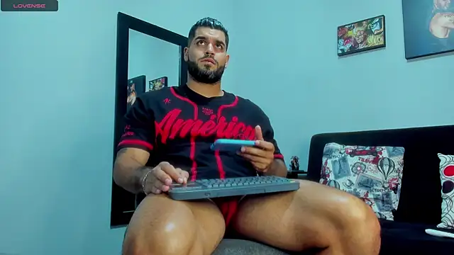 SamirHazard97 online show from March 15, 2025, 11:39 pm