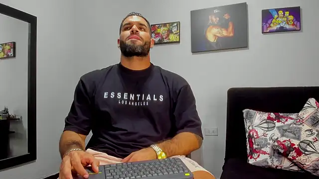 SamirHazard97 online show from November 12, 2025, 7:13 pm