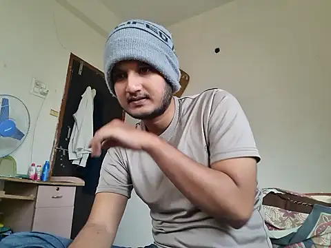 Jonrobinso online show from December 1, 2025, 5:45 am