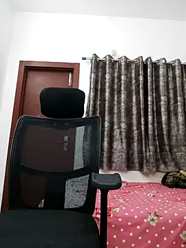 sanaya baby online show from February 21, 2025, 11:43 pm