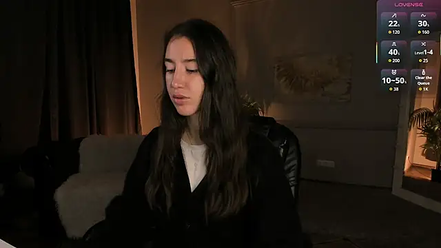 Snapshot of Belle_Via chatting on May 24, 2026, 8:30 am Belle Via online show from May 24, 2026, 8:30 am