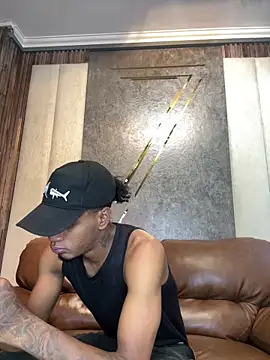 AaronCruz  online show from March 18, 2025, 7:10 pm