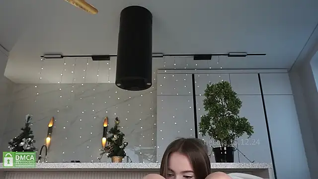 hecola online show from December 15, 2024, 7:35 am