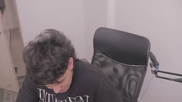 Tony Hoffa online show from November 11, 2025, 6:19 pm