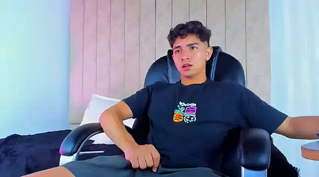 Muichiro tokito1 online show from February 28, 2025, 3:48 am