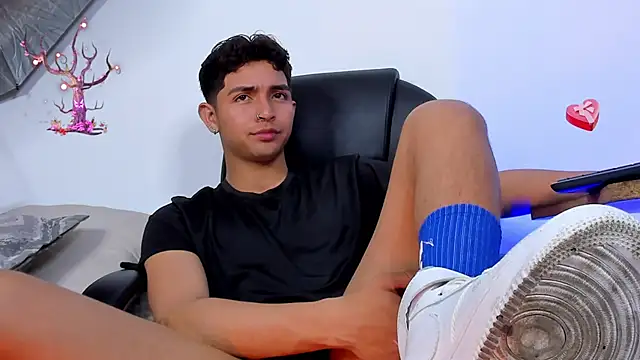 Muichiro tokito1 online show from October 10, 2025, 1:59 am