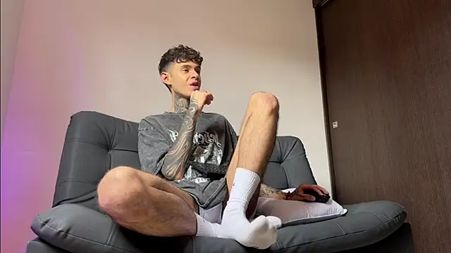 Saturno v online show from March 11, 2025, 10:29 am