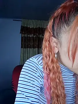 Sexy-Favgirl online show from December 22, 2024, 10:38 am