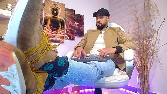 Snapshot of alessandro_wye chatting on March 13, 2025, 6:16 am alessandro wye online show from March 13, 2025, 6:16 am