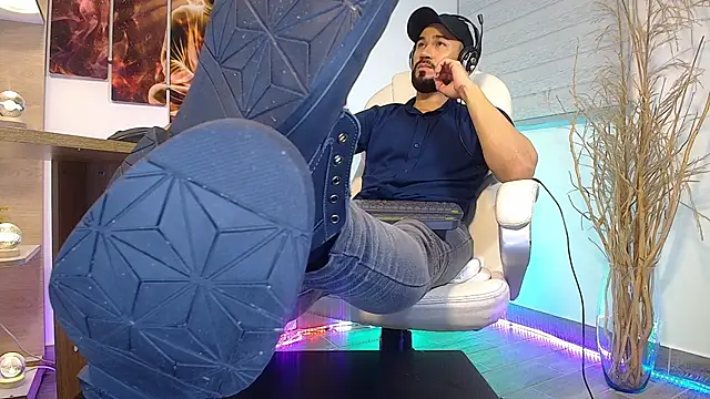 Snapshot of alessandro_wye chatting on March 16, 2025, 7:48 am alessandro wye online show from March 16, 2025, 7:48 am